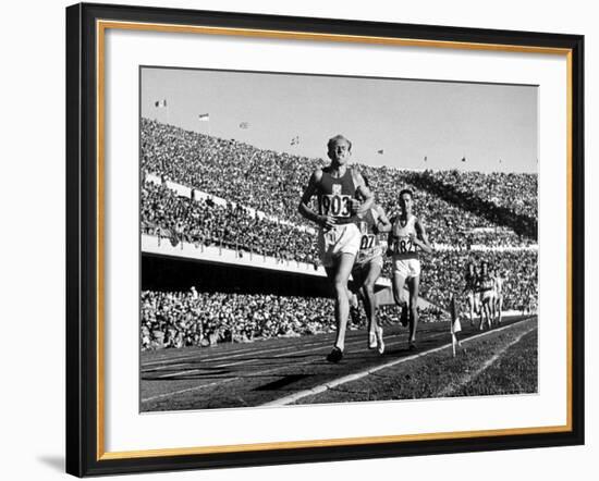 Czech Track and Field Gold Medalist Emil Zatopek, Leading Pack, Competing in 1952 Olympic Games-Mark Kauffman-Framed Premium Photographic Print