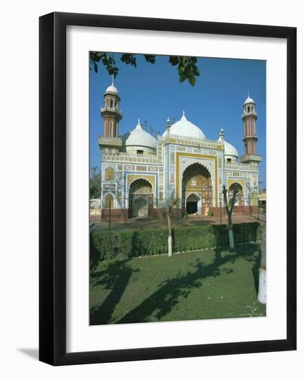 Dai Anga Mosque, 1635AD, Lahore, Punjab, Pakistan, Asia-Robert Harding-Framed Photographic Print