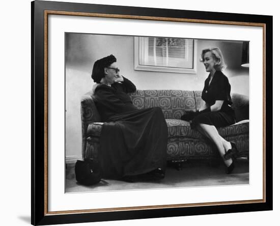 Dame Edith Sitwell Talking W. Actress Marilyn Monroe-null-Framed Premium Photographic Print