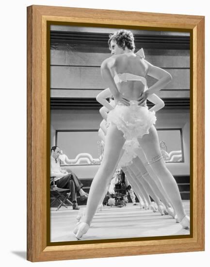 Dames, 1934-null-Framed Premier Image Canvas