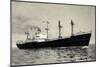 Dampfer S.S. Eemdyk, Holland America Line-null-Mounted Giclee Print