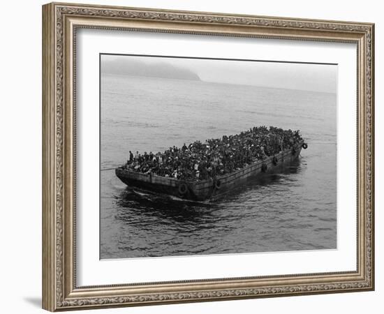 Danang Refugees-Associated Press-Framed Photographic Print