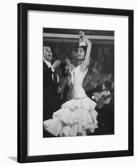 Dancer Maria Albaicin, Dancing in Corral de La Moreria, Rio de Janeiro-Loomis Dean-Framed Photographic Print