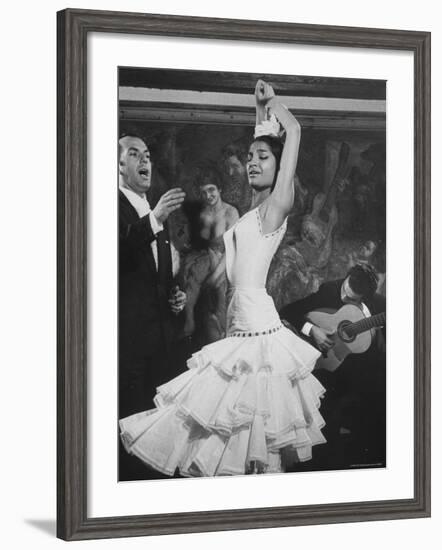 Dancer Maria Albaicin, Dancing in Corral de La Moreria, Rio de Janeiro-Loomis Dean-Framed Photographic Print