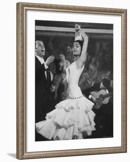 Dancer Maria Albaicin, Dancing in Corral de La Moreria, Rio de Janeiro-Loomis Dean-Framed Photographic Print