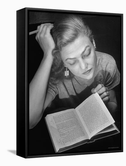 Dancer Valerie Bettis interprets William Faulkner's Novel as I Lay Dying into ballet-Nina Leen-Framed Premier Image Canvas