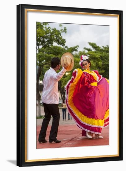 Dancers Entertain a Crowd, Central, Chiapa De Corzo, Chiapas, Mexico-Brent Bergherm-Framed Photographic Print