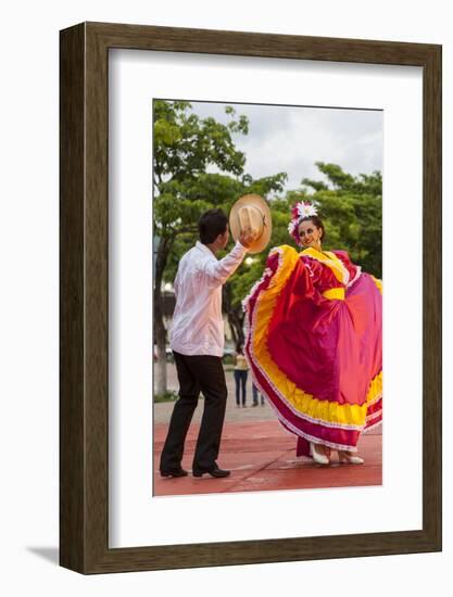 Dancers Entertain a Crowd, Central, Chiapa De Corzo, Chiapas, Mexico-Brent Bergherm-Framed Photographic Print