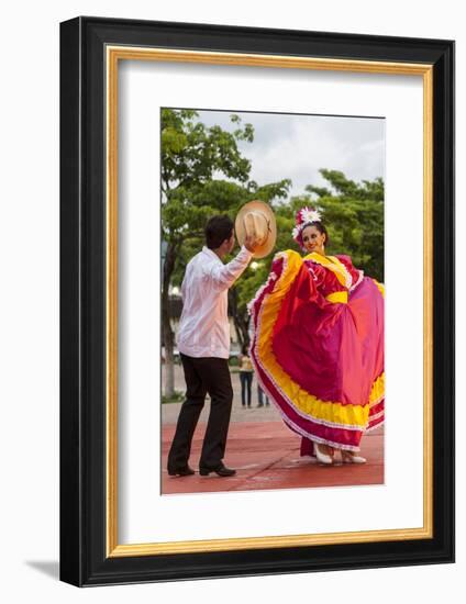 Dancers Entertain a Crowd, Central, Chiapa De Corzo, Chiapas, Mexico-Brent Bergherm-Framed Photographic Print