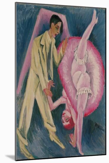 Dancing Couple, 1914 (Oil on Canvas)-Ernst Ludwig Kirchner-Mounted Giclee Print