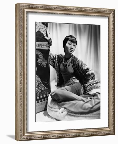 Dangerous to Know, Anna May Wong, 1938-null-Framed Photo