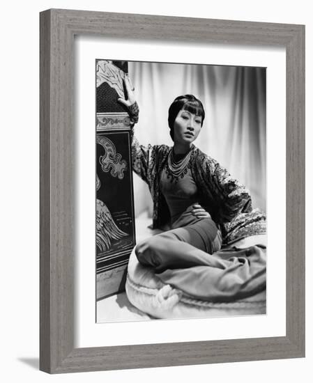 Dangerous to Know, Anna May Wong, 1938-null-Framed Photo