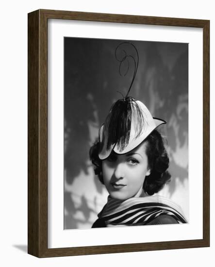 Danielle Darrieux IN THE 30'S (b/w photo)-null-Framed Photo