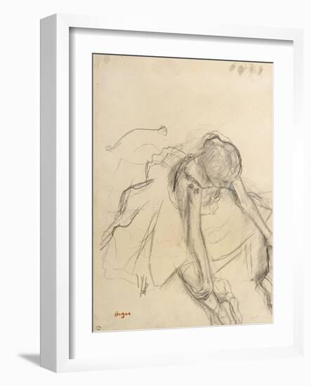 Danseuse assise, essayant ses pointes-Edgar Degas-Framed Giclee Print