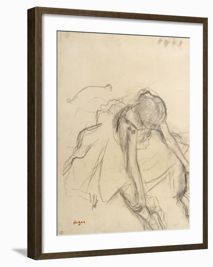 Danseuse assise, essayant ses pointes-Edgar Degas-Framed Giclee Print