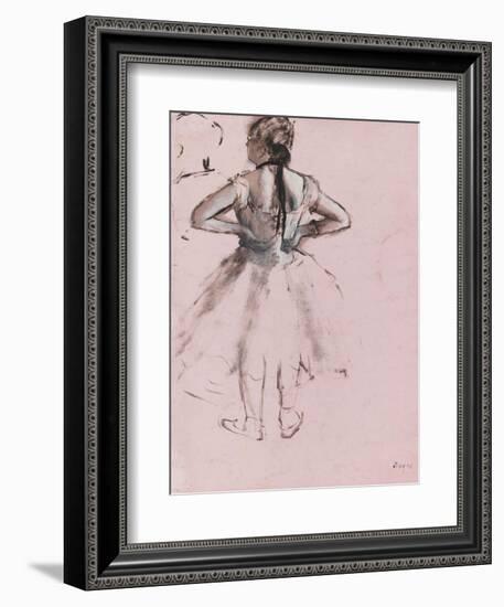Danseuse debout, de dos, les mains à la taille-Edgar Degas-Framed Giclee Print