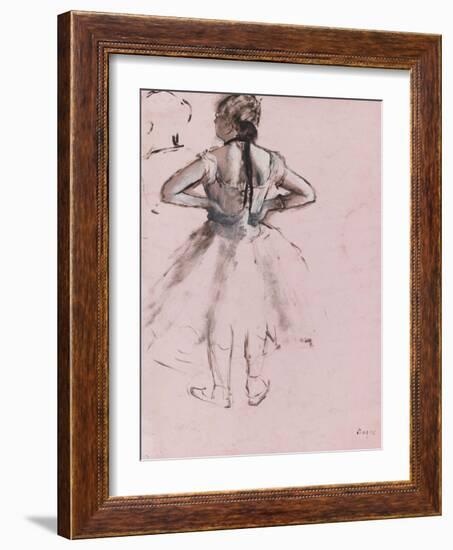 Danseuse debout, de dos, les mains à la taille-Edgar Degas-Framed Giclee Print