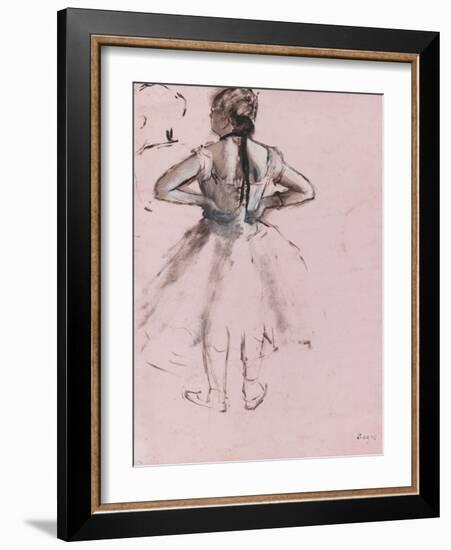 Danseuse debout, de dos, les mains à la taille-Edgar Degas-Framed Giclee Print