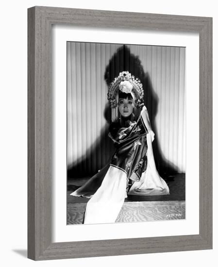 Daughter of Shanghai, Anna May Wong, 1937-null-Framed Photo