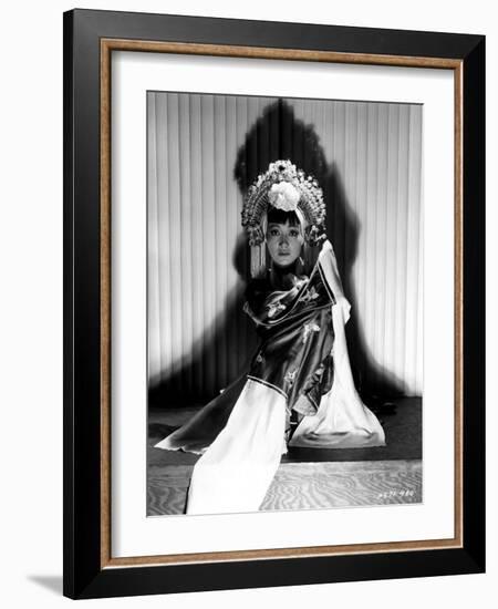 Daughter of Shanghai, Anna May Wong, 1937-null-Framed Photo