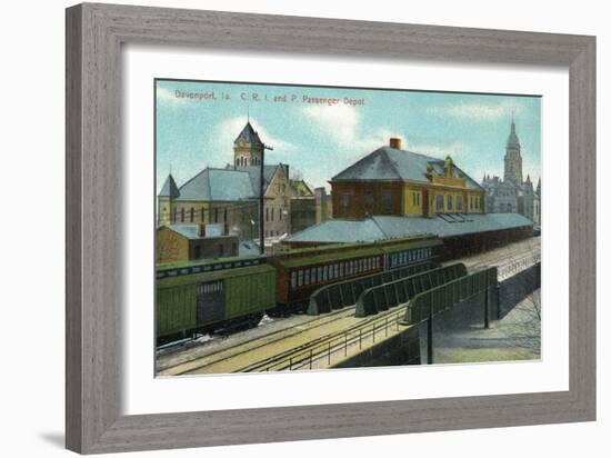 Davenport, Iowa - Chicago, Rock Island, and Pacific Train Depot-Lantern Press-Framed Art Print