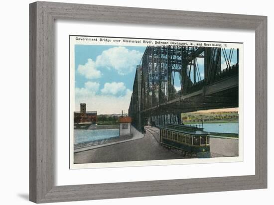Davenport, Iowa, View of the Govt. Bridge over Mississippi River towards Rock Island-Lantern Press-Framed Art Print