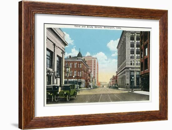 Davenport, Iowa, Views of the Third and Brady Streets-Lantern Press-Framed Art Print