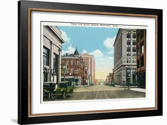 Davenport, Iowa, Views of the Third and Brady Streets-Lantern Press-Framed Art Print