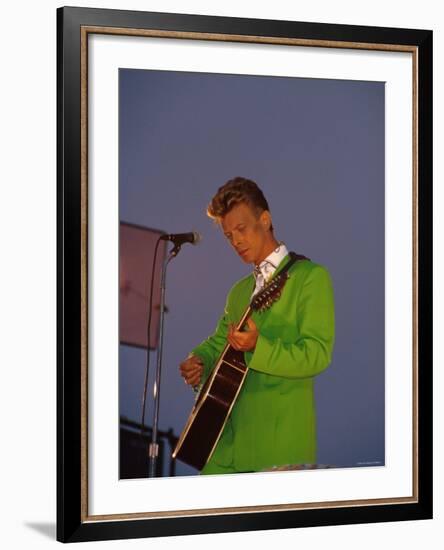 David Bowie-null-Framed Premium Photographic Print