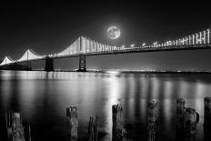 Full blood red moon rising over the Golden Gate Bridge in San Francisco, view from Battery Cranston-David Chang-Photographic Print