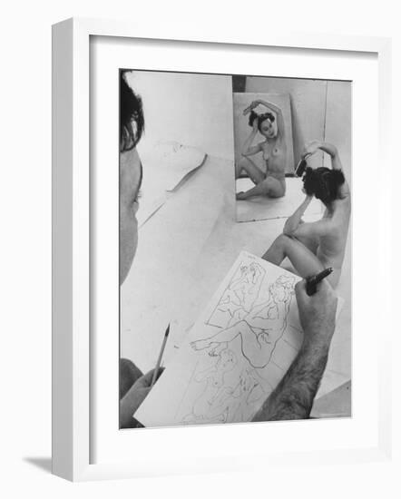 David Fredenthal Drawing Nude Model-Gjon Mili-Framed Photographic Print