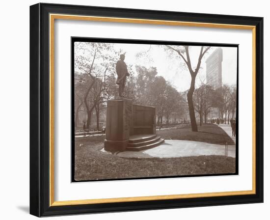 David Glasgow Farragut Statue in Madison Square Park, New York, c.1905-Byron Company-Framed Giclee Print