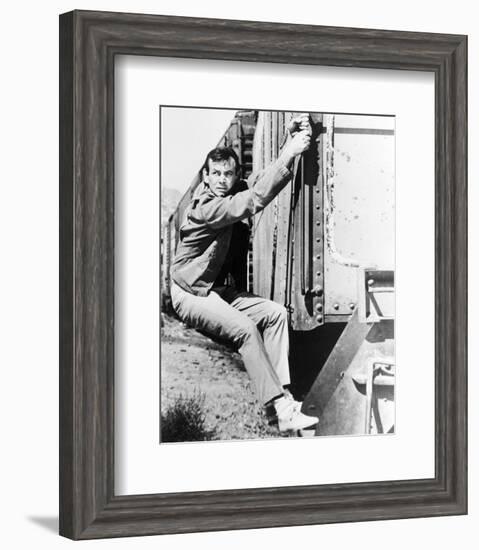 David Janssen - The Fugitive-null-Framed Photo