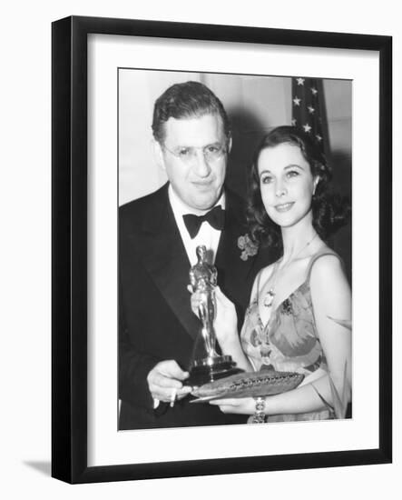 David O. Selznick Presented Vivian Leigh with Her Oscar for Gone with the Wind-null-Framed Photo