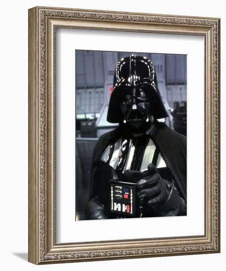 DAVID PROWSE. "STAR WARS: EPISODE VI-RETURN OF THE JEDI" [1983], directed by RICHARD MARQUAND.-null-Framed Photographic Print