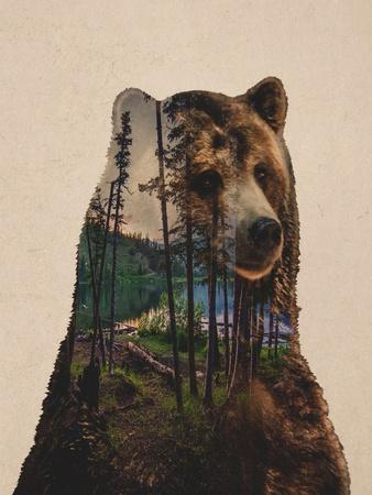 Society6 ケース Davies Babies The Kodiak Brown North American Brown Bear Travel Mug by Davies Babies | Society6