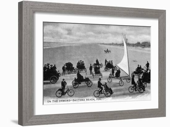 Daytona Beach, Florida - Crowds on Bicycles and in Cars-Lantern Press-Framed Premium Giclee Print