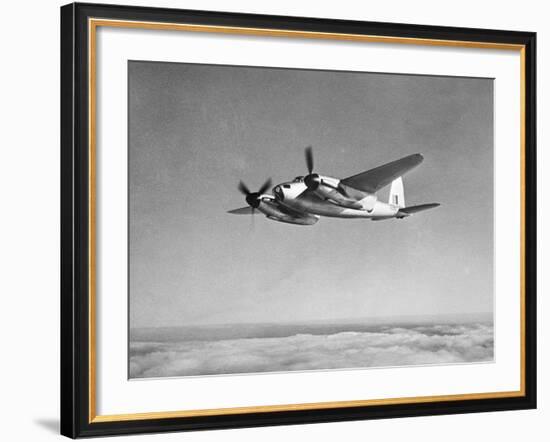 De Havilland Mosquito in Flight-null-Framed Photographic Print