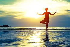 Black And White Picture: Young Woman Practicing Yoga On The Beach At Sunset-De Visu-Art Print