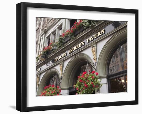 Deacon Brodie's Tavern, Royal Mile, Old Town, Edinburgh, Scotland, Uk-null-Framed Photographic Print