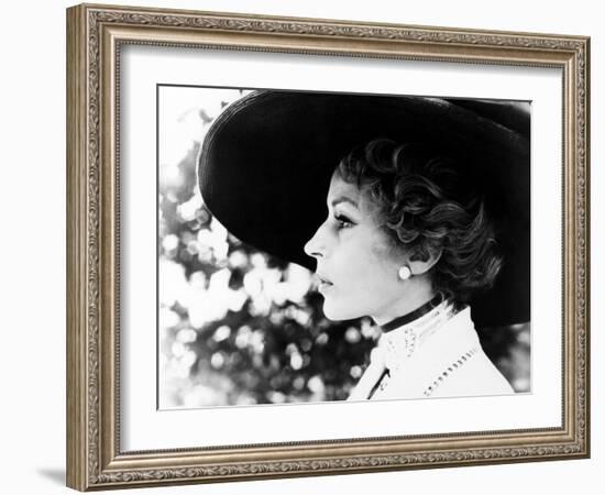 Death in Venice, (aka Morte a Venezia), Silvana Mangano, 1971-null-Framed Photo