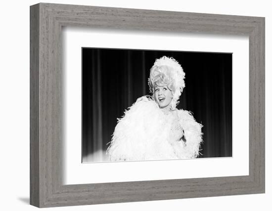 Debbie Reynolds Acting as Zsa Zsa Gabor, 1965-John Dominis-Framed Photographic Print
