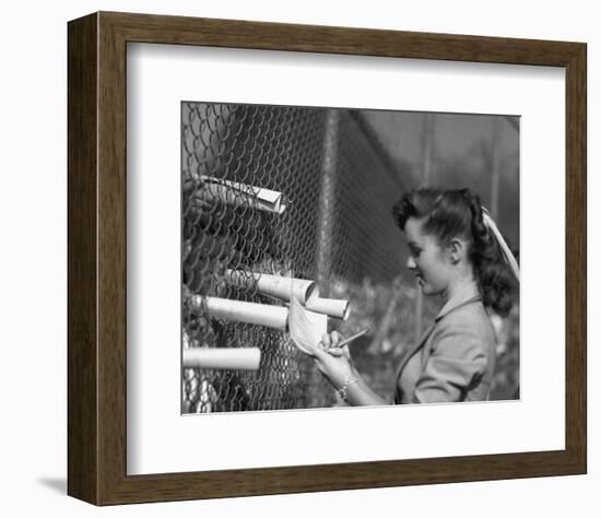 Debbie Reynolds-null-Framed Photographic Print