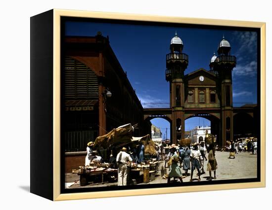 December 1946: an Open Air Market in Port Au Prince, Haiti-Eliot Elisofon-Framed Premier Image Canvas