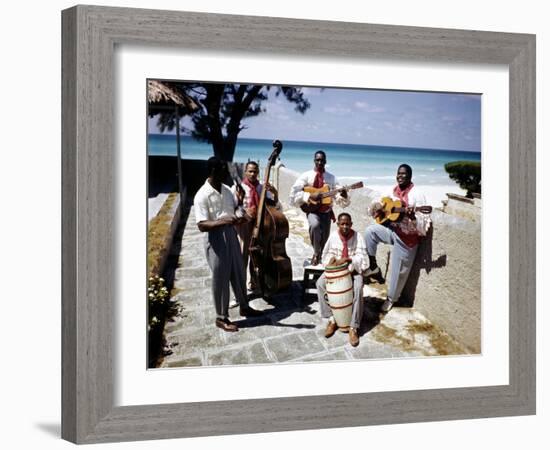 December 1946: Band at the Kastillito Club in Veradero Beach Hotel, Cuba-Eliot Elisofon-Framed Photographic Print