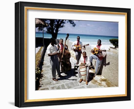 December 1946: Band at the Kastillito Club in Veradero Beach Hotel, Cuba-Eliot Elisofon-Framed Photographic Print