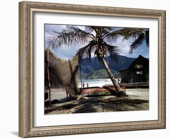 December 1946: Beach-Goers in the West Indies-Eliot Elisofon-Framed Photographic Print
