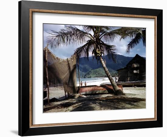 December 1946: Beach-Goers in the West Indies-Eliot Elisofon-Framed Photographic Print