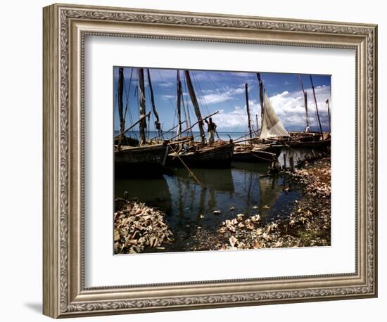 December 1946: Fishermen at in Port Au Prince Harbor in Haiti-Eliot Elisofon-Framed Photographic Print