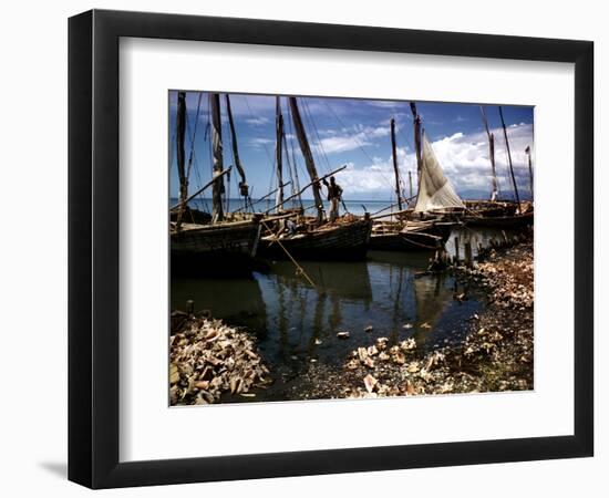 December 1946: Fishermen at in Port Au Prince Harbor in Haiti-Eliot Elisofon-Framed Photographic Print